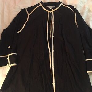 Gretchen Scott - Black Button-Down Shirt with Cream Contrast Trim